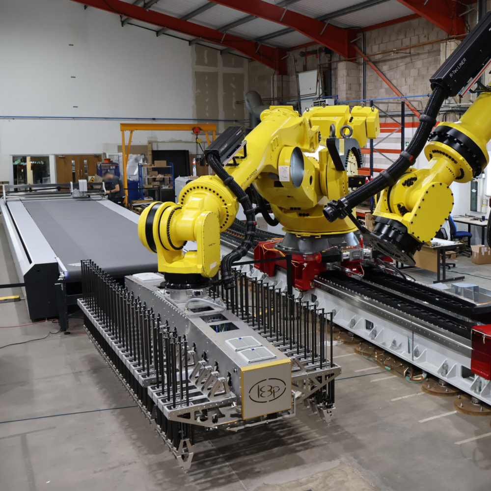 At Loop Technology: The latest FibreLINE build with the new Q-Line Cutter. Partnership_Loop (2)