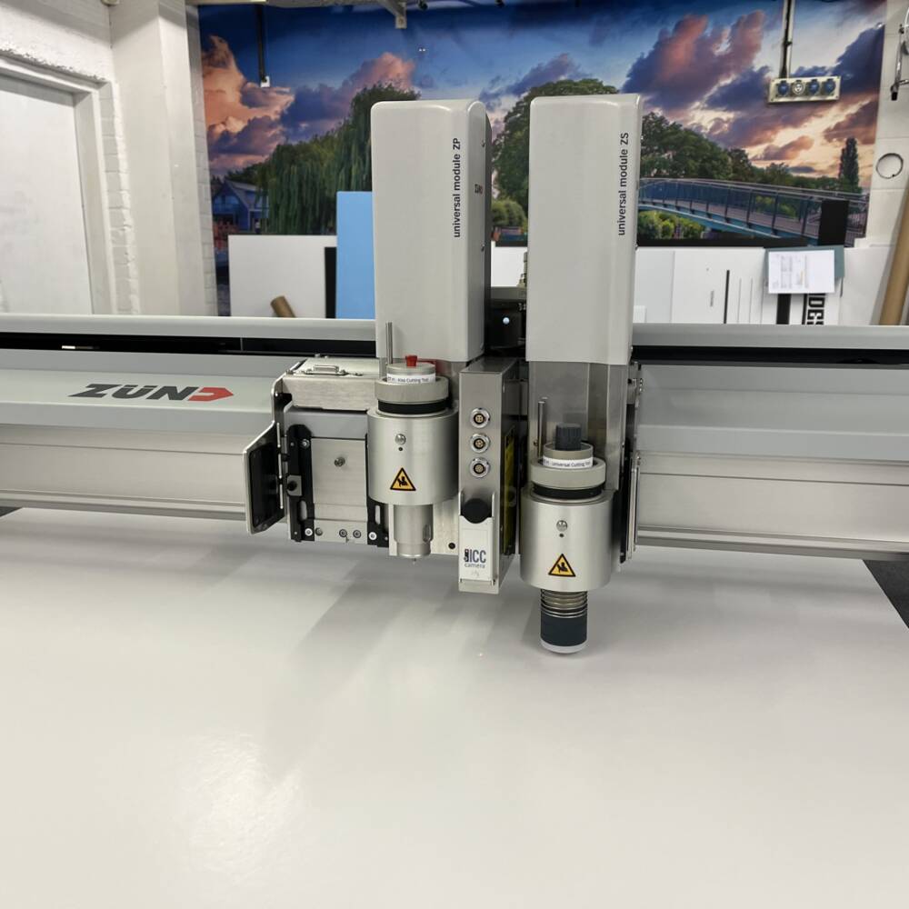 Discount Displays Zund Cutting Card 1 Discount Displays Zund Cutting Card 1