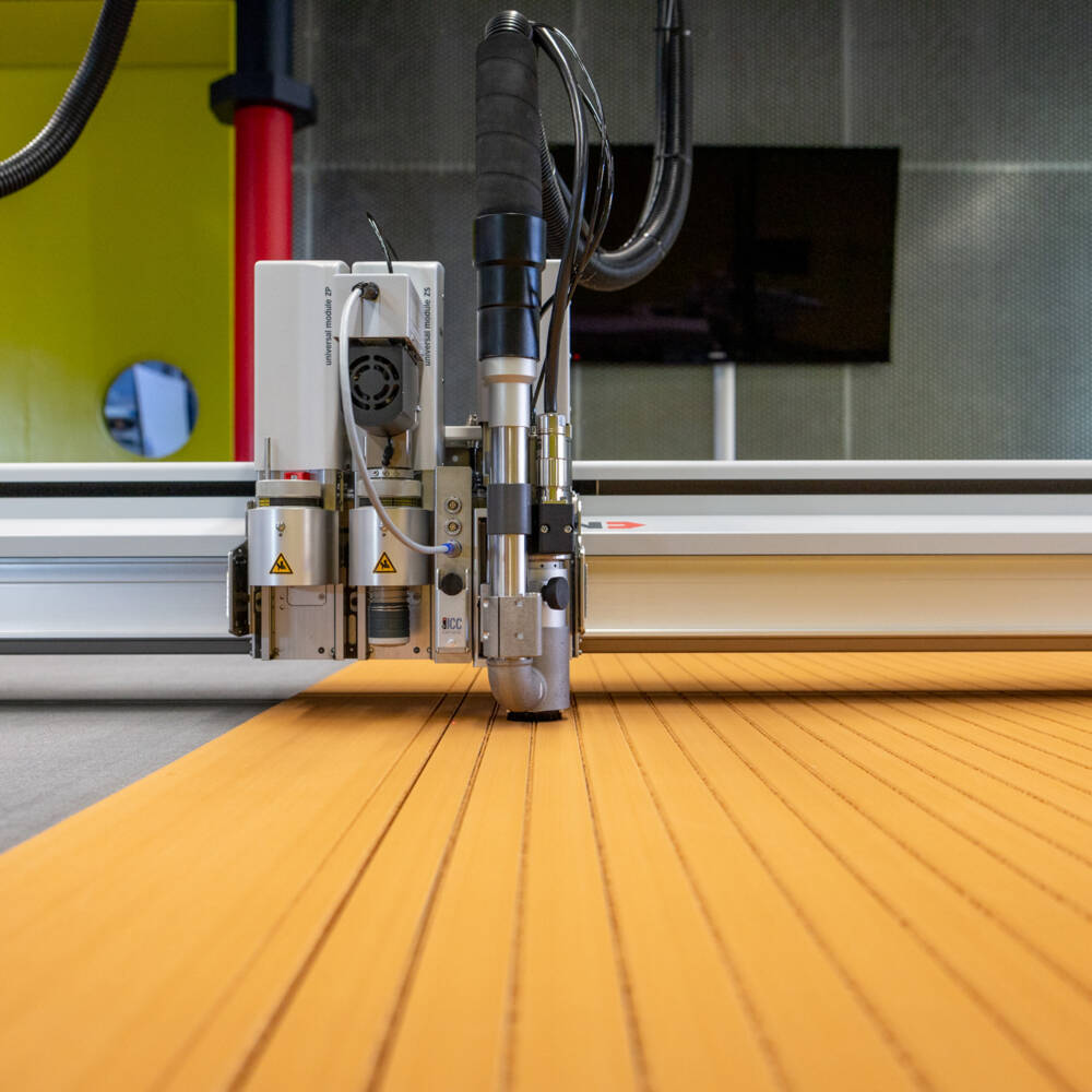 Processing of EVA Foam Boat Flooring on a Zünd digital flatbed cutter. Zünd at Metstrade 2025