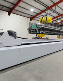 FibreLINE-Cutting-Table-Headerbild FibreLINE-Cutting-Table-Headerbild