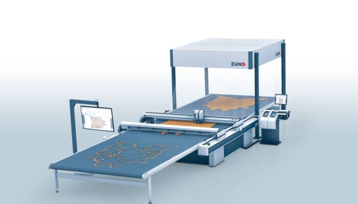 D3 2XL-3200 mit Projektionssystem 7 D3 2XL-3200 mit Projektionssystem 7