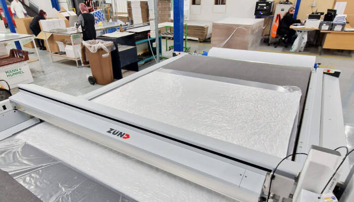 Mann_Hummel_ZUK (5) Mann_Hummel_ZUK (5)