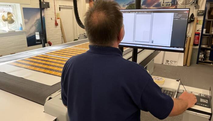 Discount Displays3 Discount Displays3