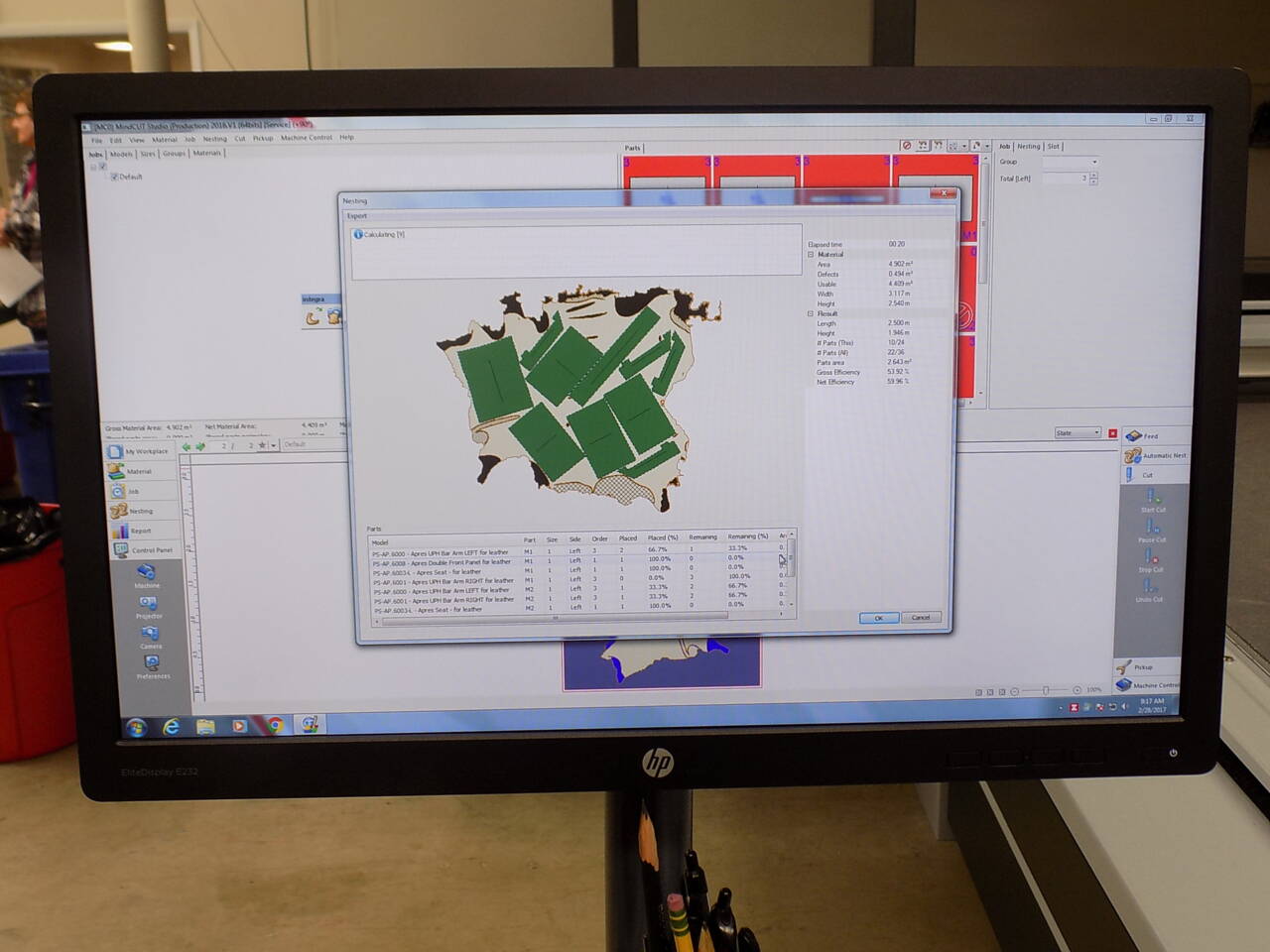 Z&uuml;nd Systemtechnik Integra software displaying a nesting layout for leather parts with detailed production statistics and cut control options.